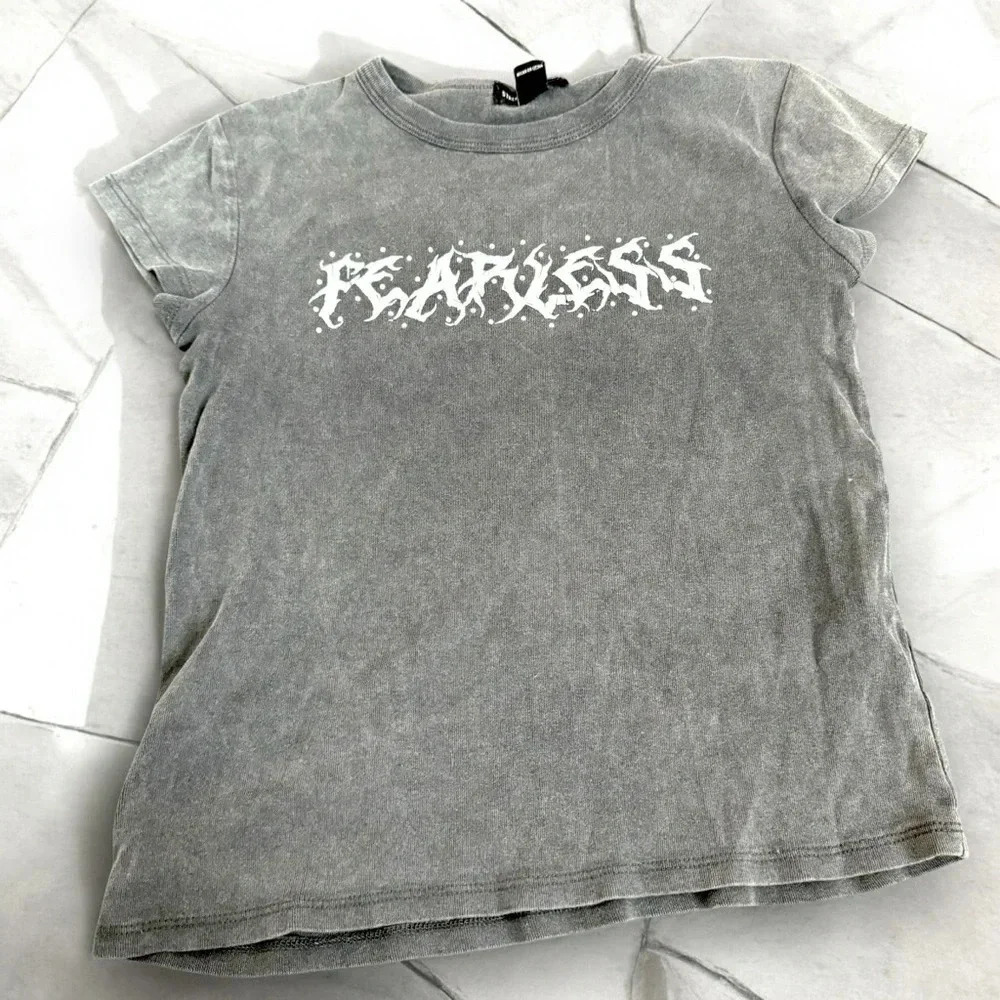 Y2K fearless adorable old English tee with  rhinestone S
